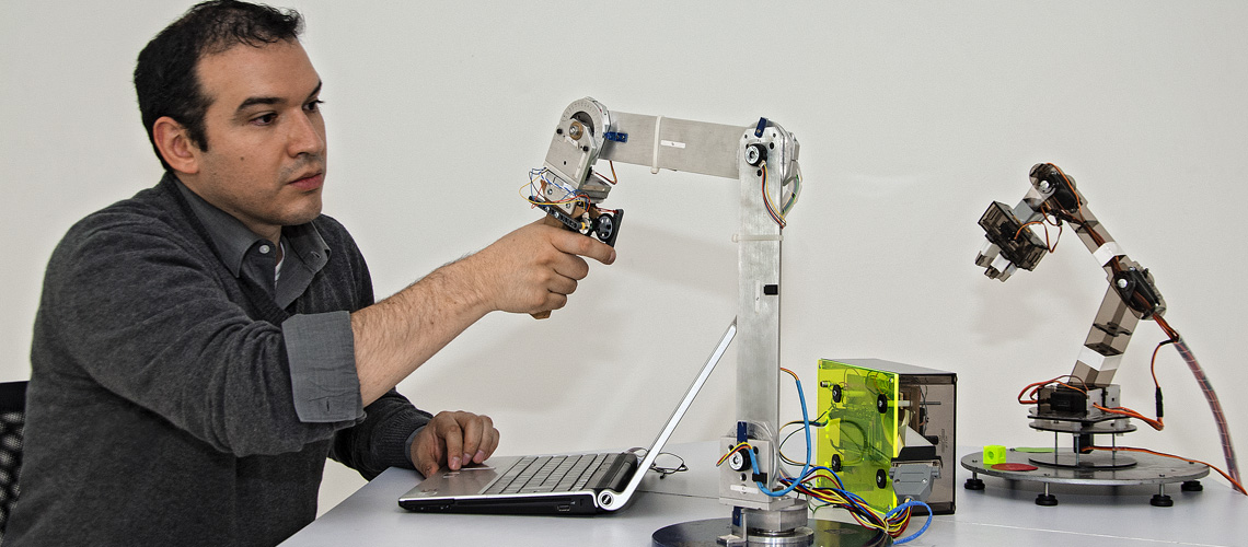 ¿Cuáles son los estudios de mecatrónica?