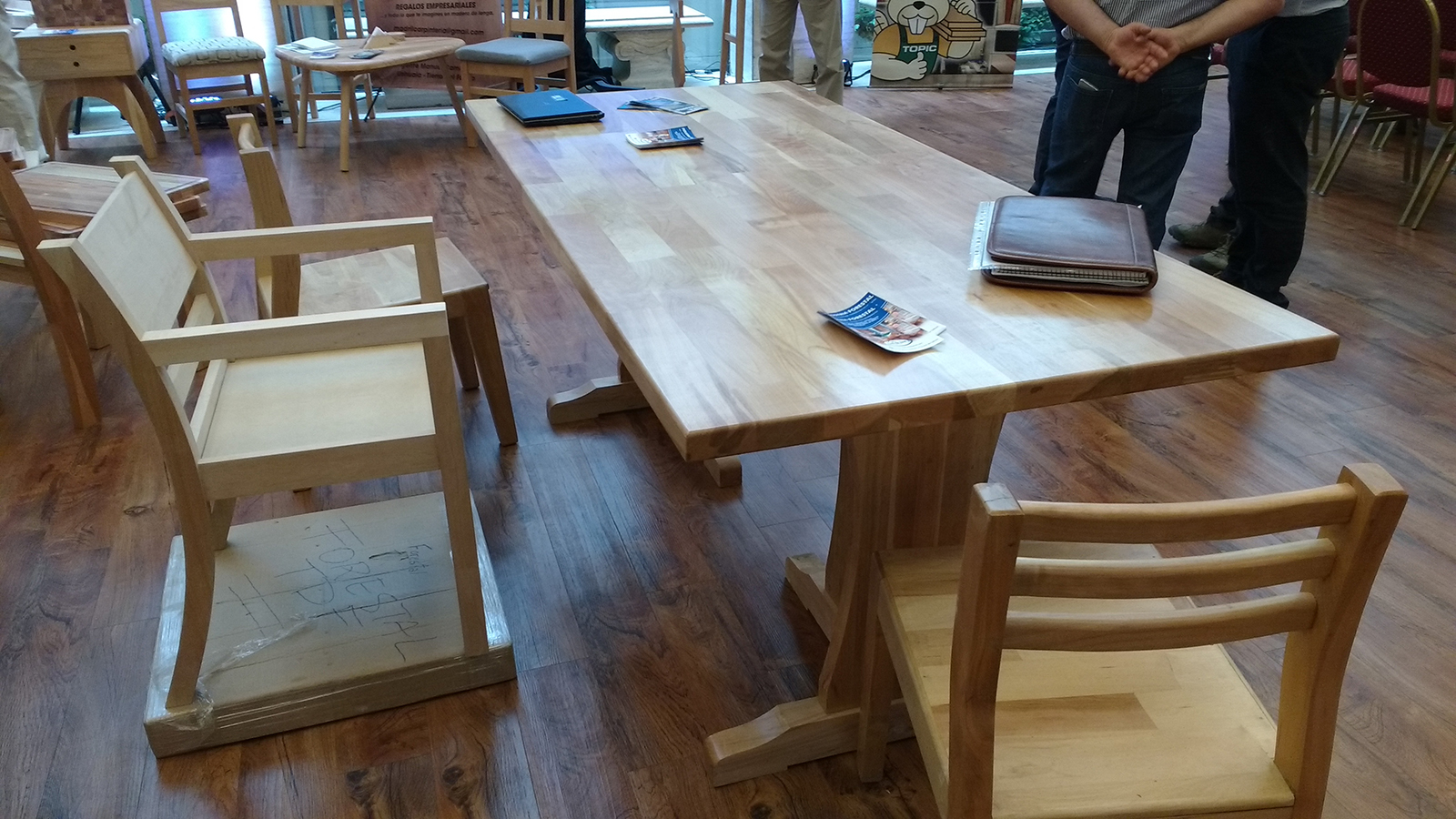 ¿Qué es el comercio de productos de madera?